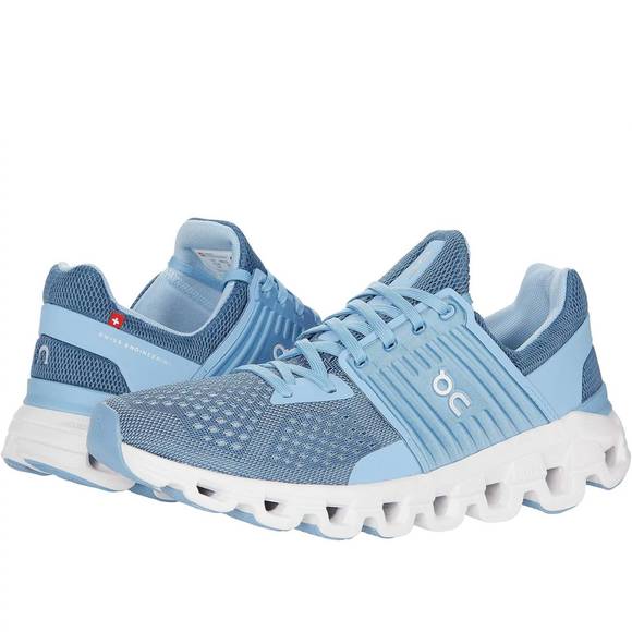 NEW ON RUNNING women's cloudswift 2 running shoes in lake/sky - Picture 1 of 3